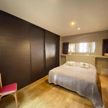 In Near Alabaster Coast Appartement